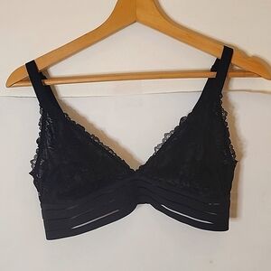 Intimately by Free People Black Lace Bra size‎ M